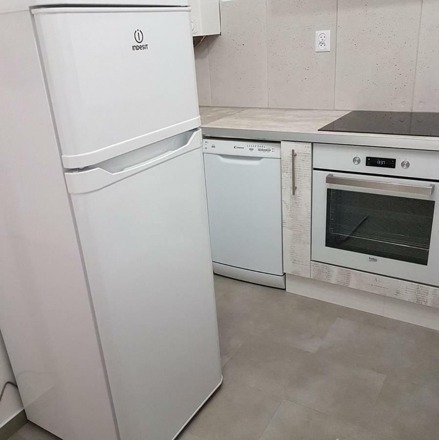 Boleslaviaapartments - Apartament Novum Poza Strefa Platnego Parkowania Boleslawiec  Luaran gambar