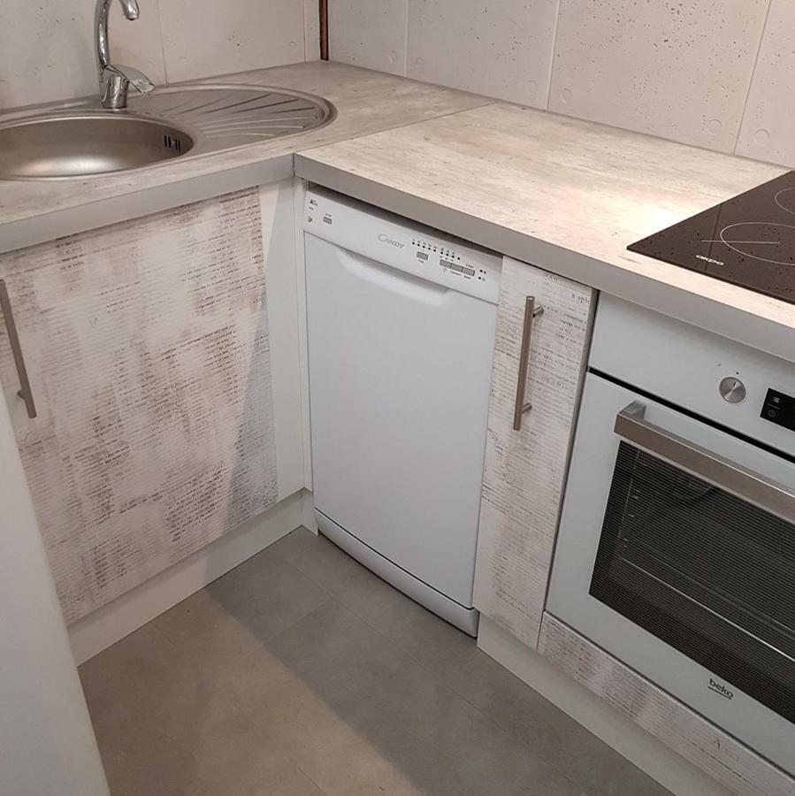 Boleslaviaapartments - Apartament Novum Poza Strefa Platnego Parkowania Boleslawiec  Luaran gambar